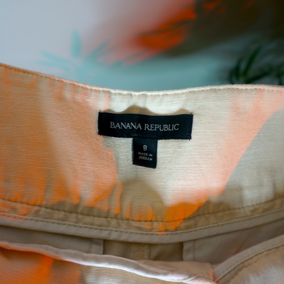 SOLD ALREADY! Banana Republic Formal Short Size 8 - Picture 6 of 10